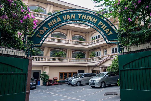 Các công ty nước ngoài trở lại 10 tỷ đô la SCB Tái cấu trúc gắn với trường hợp LAN của tôi