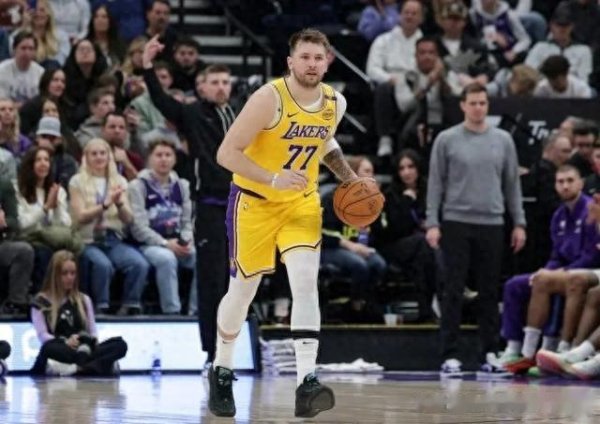 NBA Insider nói rằng Doncic không nên gia hạn hợp đồng của mình với Lakers: 