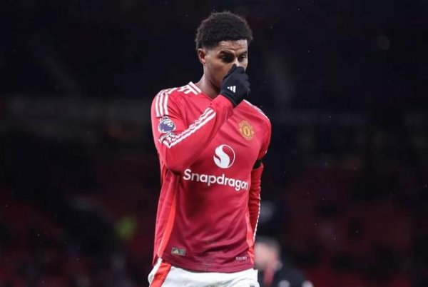 Manchester United muốn 45 triệu euro! Việc bán thứ 10 trước đây sắp đến, Mourinho sẽ giải quyết vấn đề cho Amorin